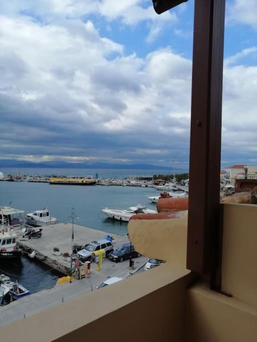 Port 2-διαμέρισμα στο λιμάνι της αίγινας 2 Appartement Aegina